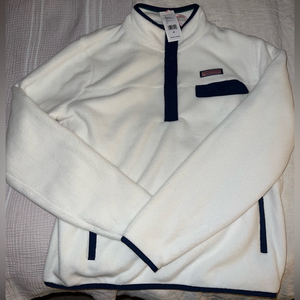 Brand New Vineyard Vine Fleece